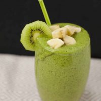 Green Lactation Smoothie (Kiwi Banana Spinach)